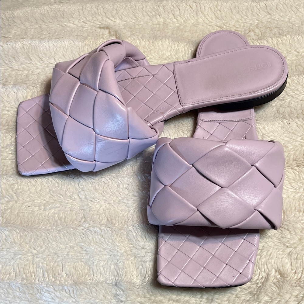 Bottega Veneta Lilac Braided Slide Sandals - Picture 11 of 12